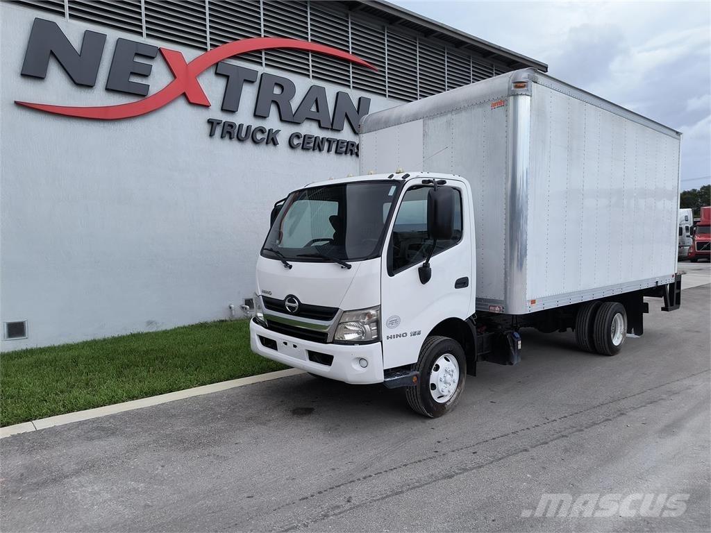 Hino 155 厢式货车