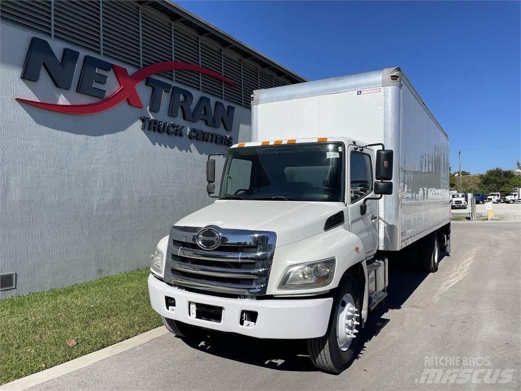 Hino 268 厢式货车