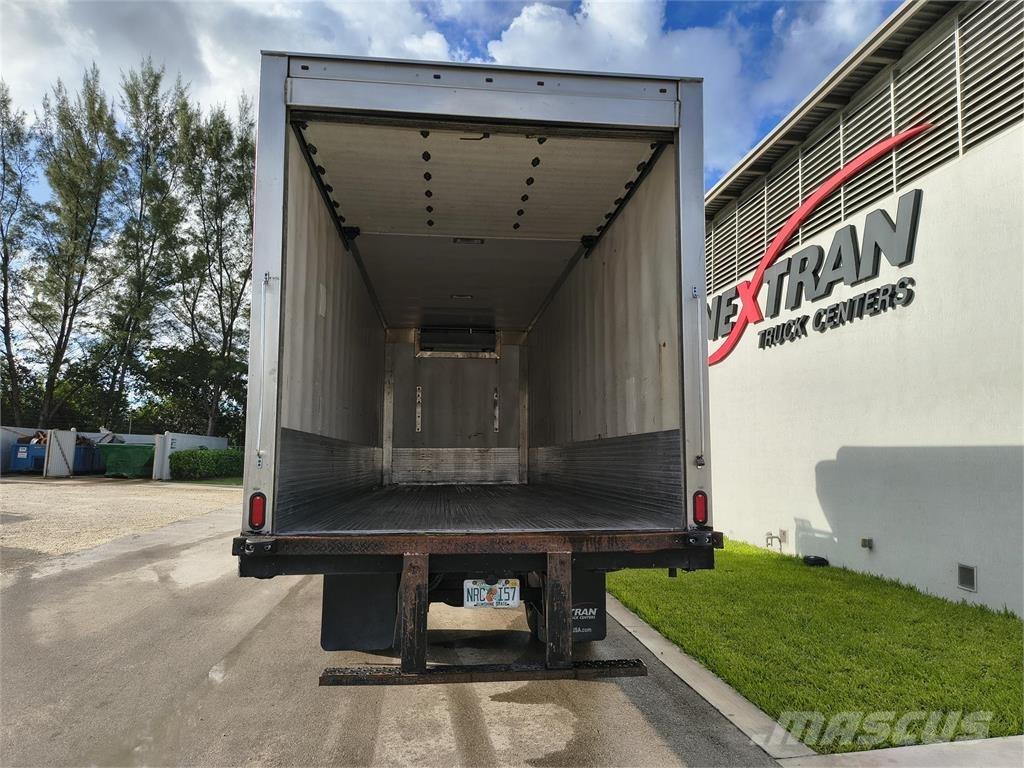 Hino 268A 厢式货车