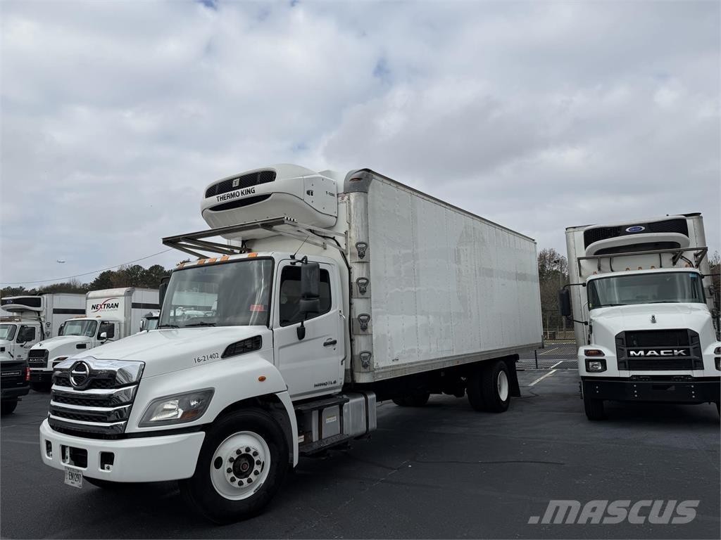 Hino 268A 厢式货车