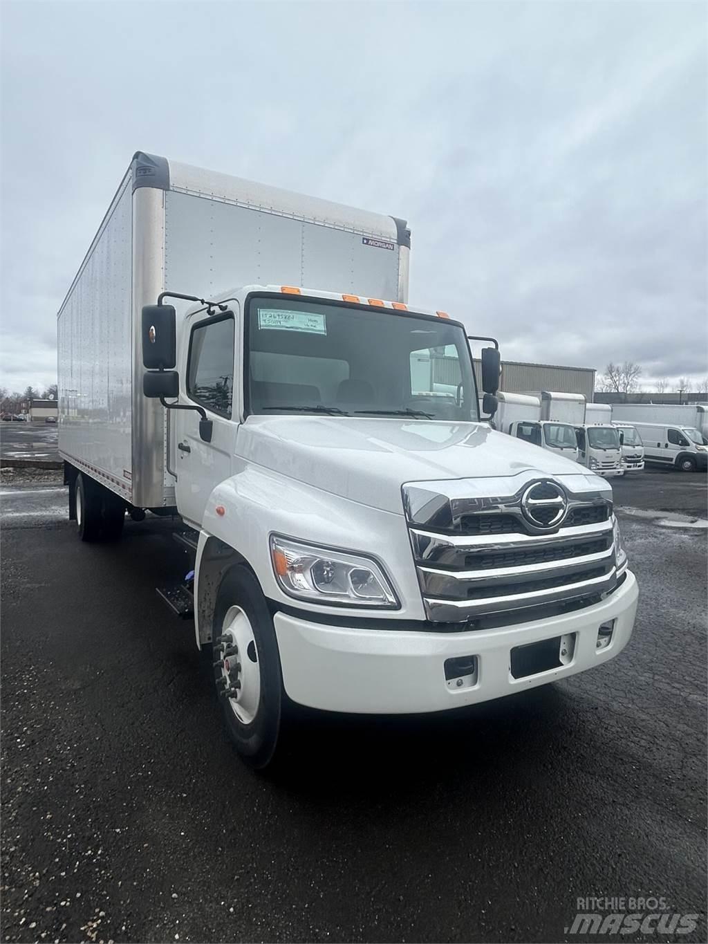 Hino L6 厢式货车
