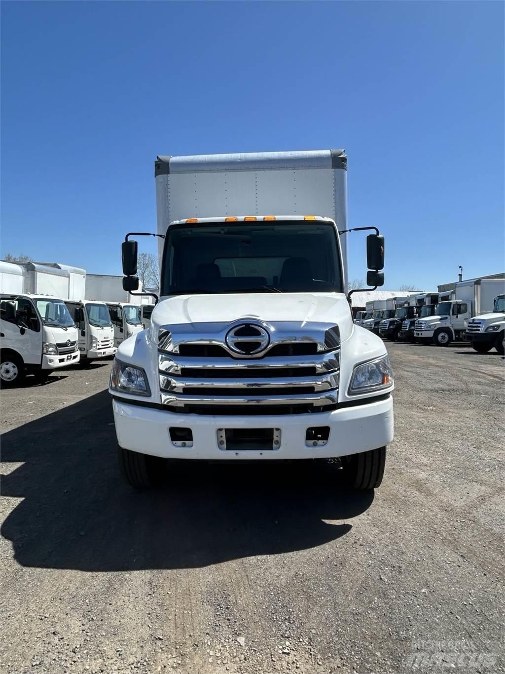 Hino L6 厢式货车