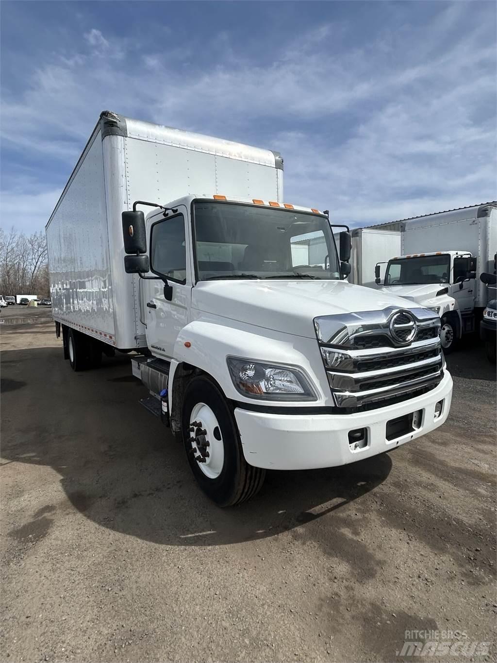 Hino L6 厢式货车