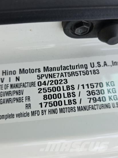 Hino L6 厢式货车