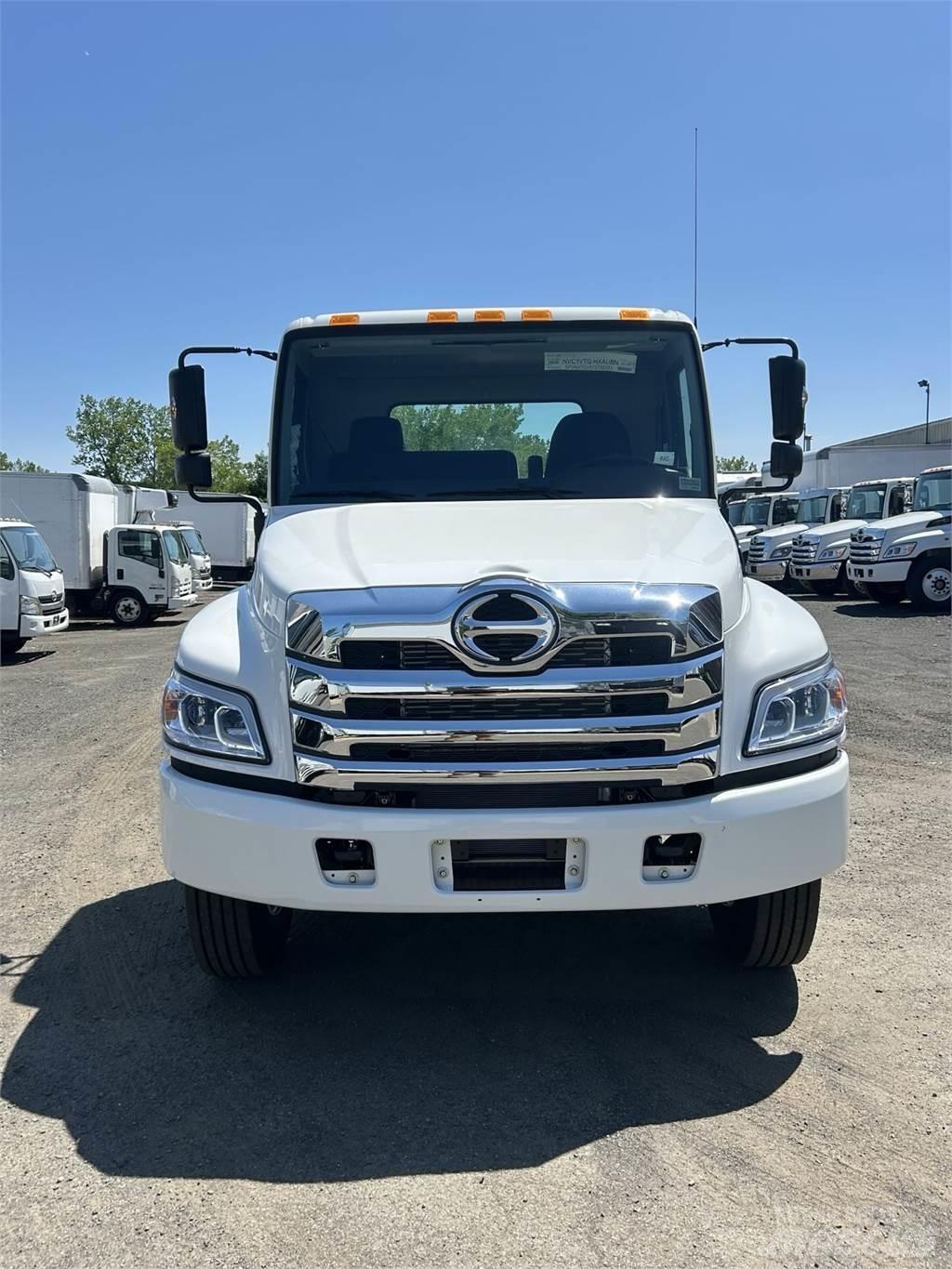 Hino L7 平板车