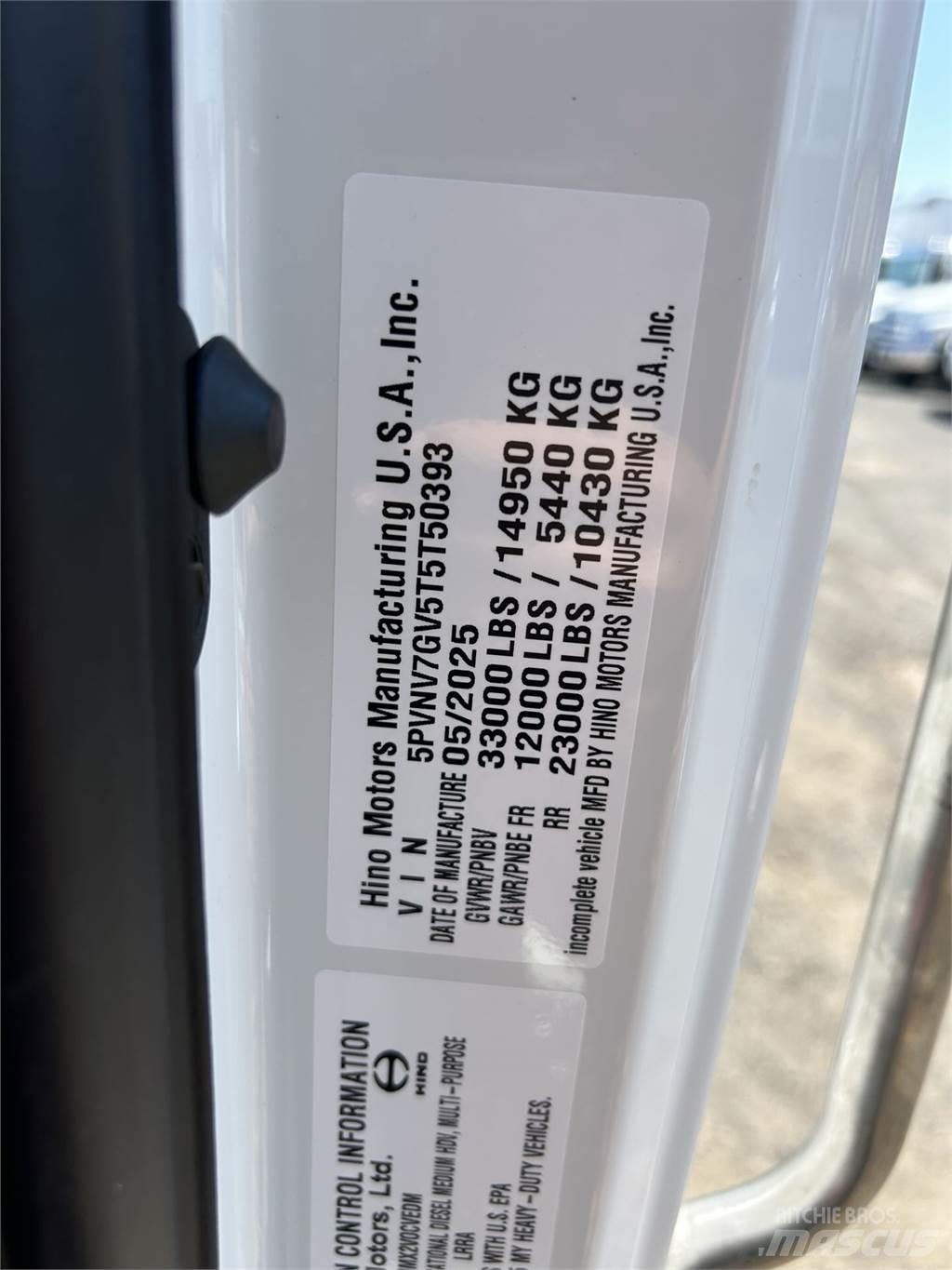 Hino L7 平板车