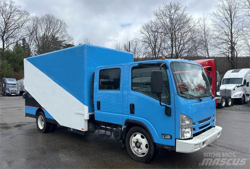 Isuzu NPR 厢式货车
