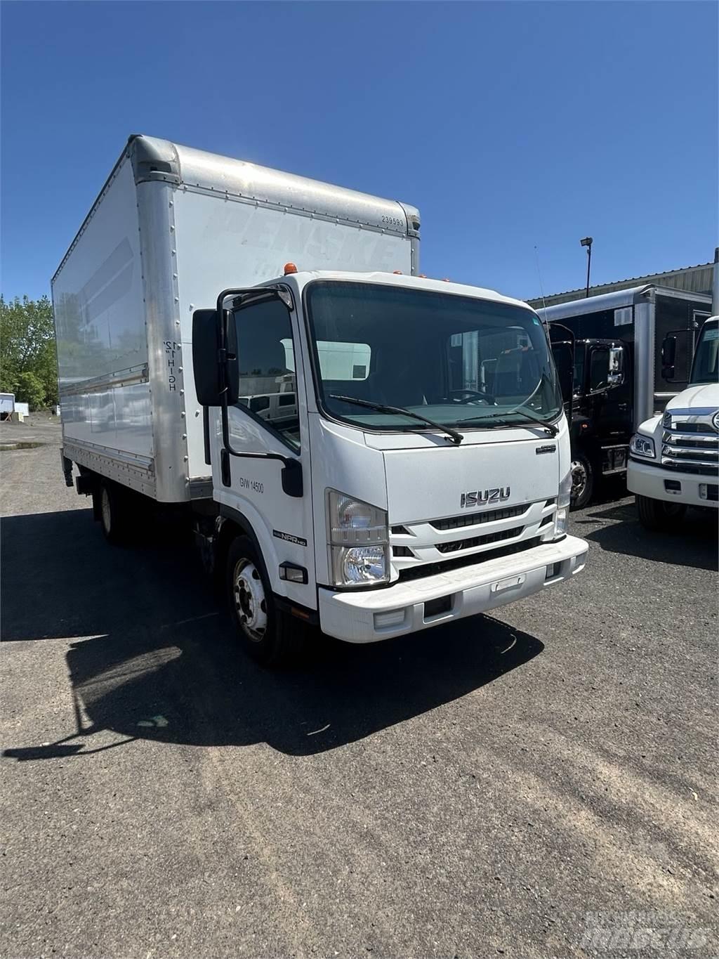 Isuzu NPR 厢式货车