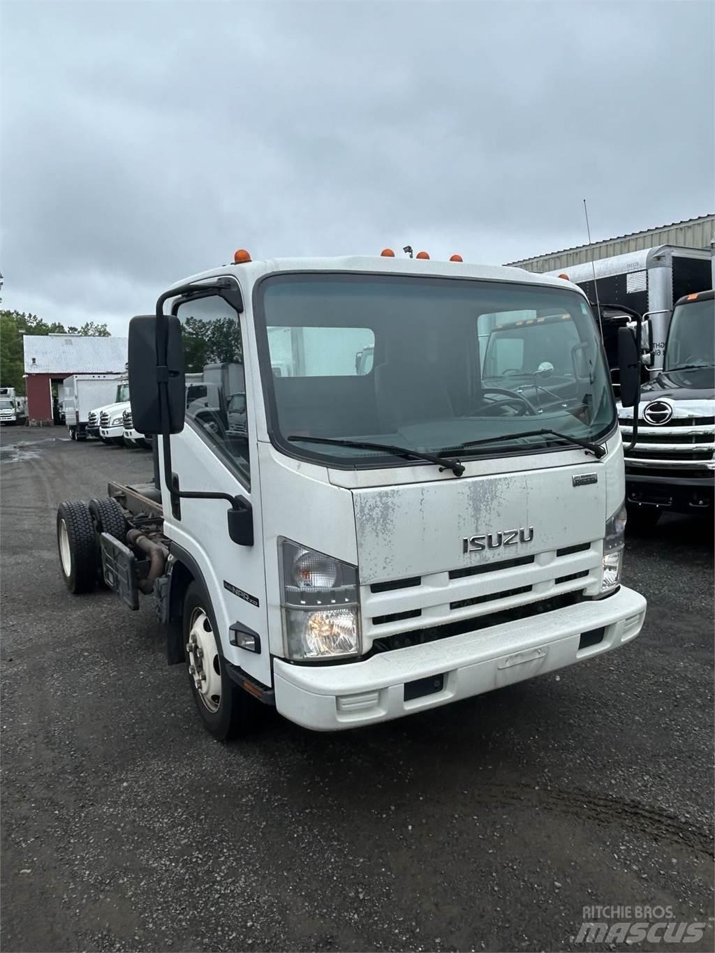 Isuzu NPR XD 平板车