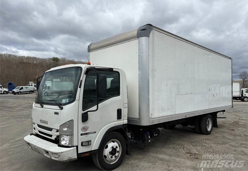 Isuzu NQR 厢式货车