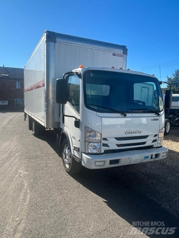 Isuzu NRR 厢式货车