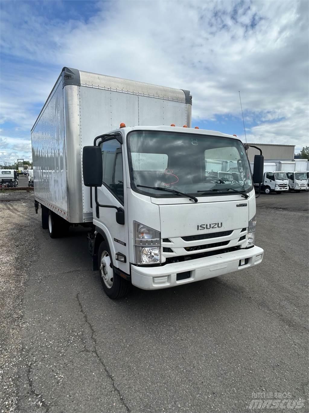 Isuzu NRR 厢式货车