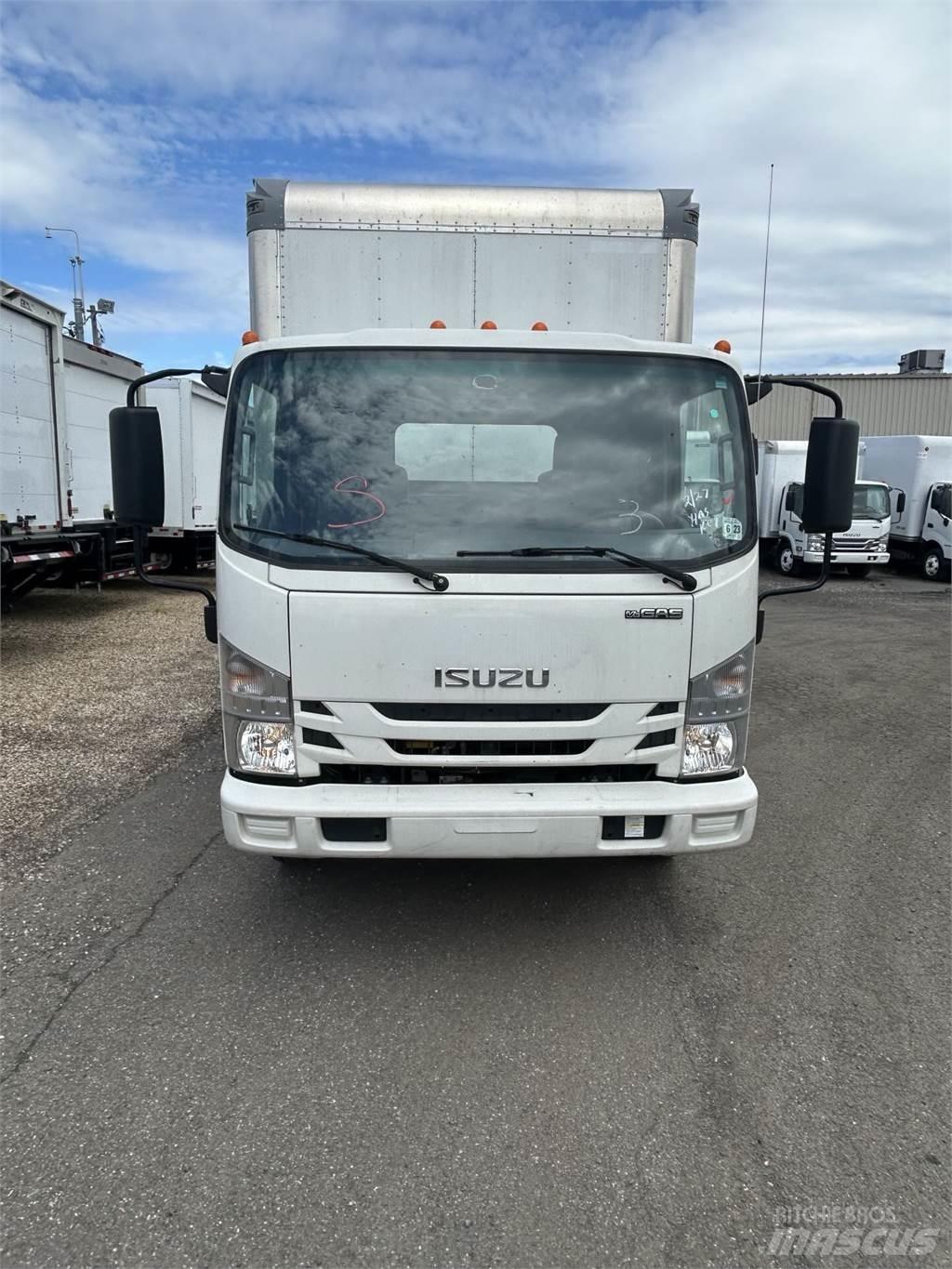 Isuzu NRR 厢式货车