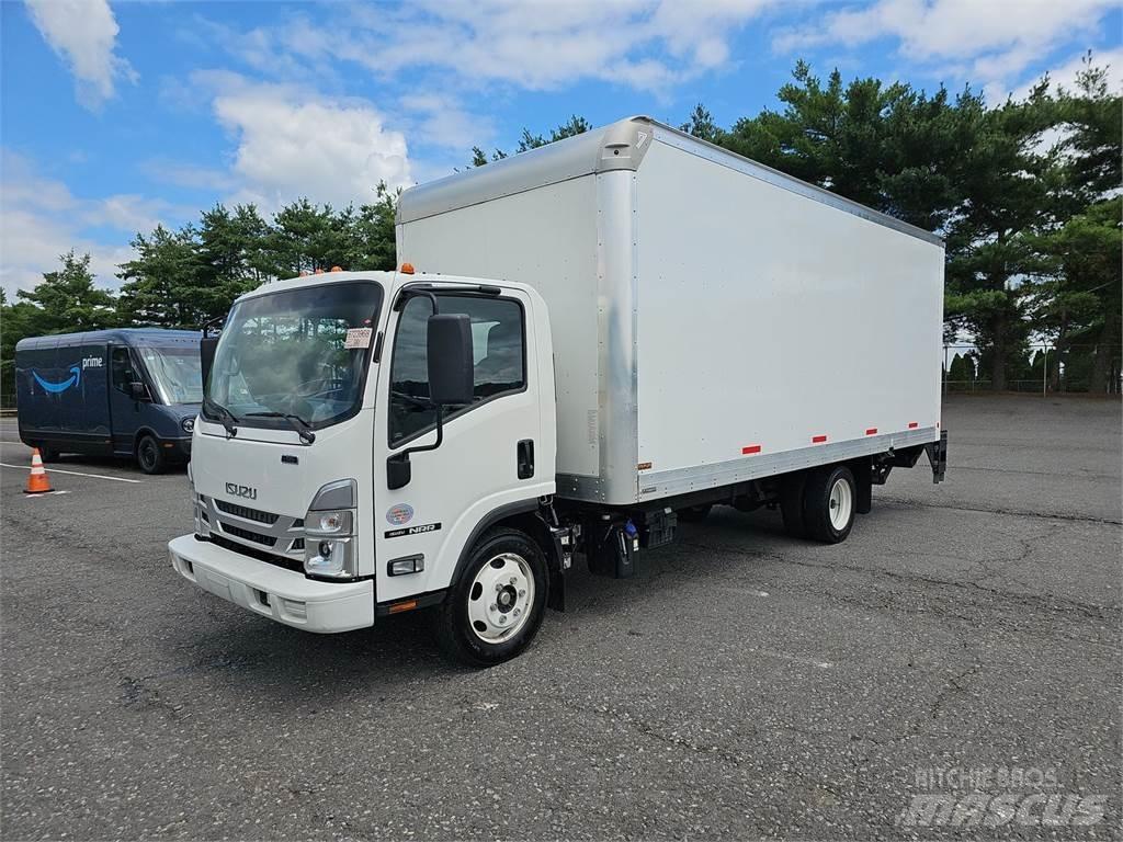 Isuzu NRR 厢式货车