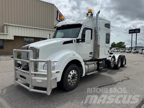 Kenworth T880 牵引车