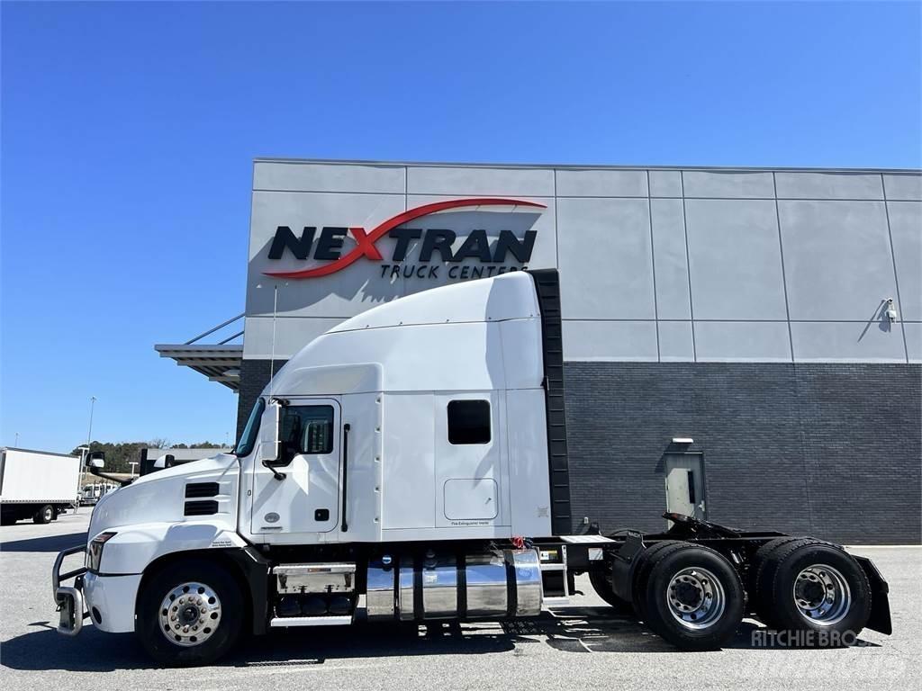 Mack AN64T 牵引车