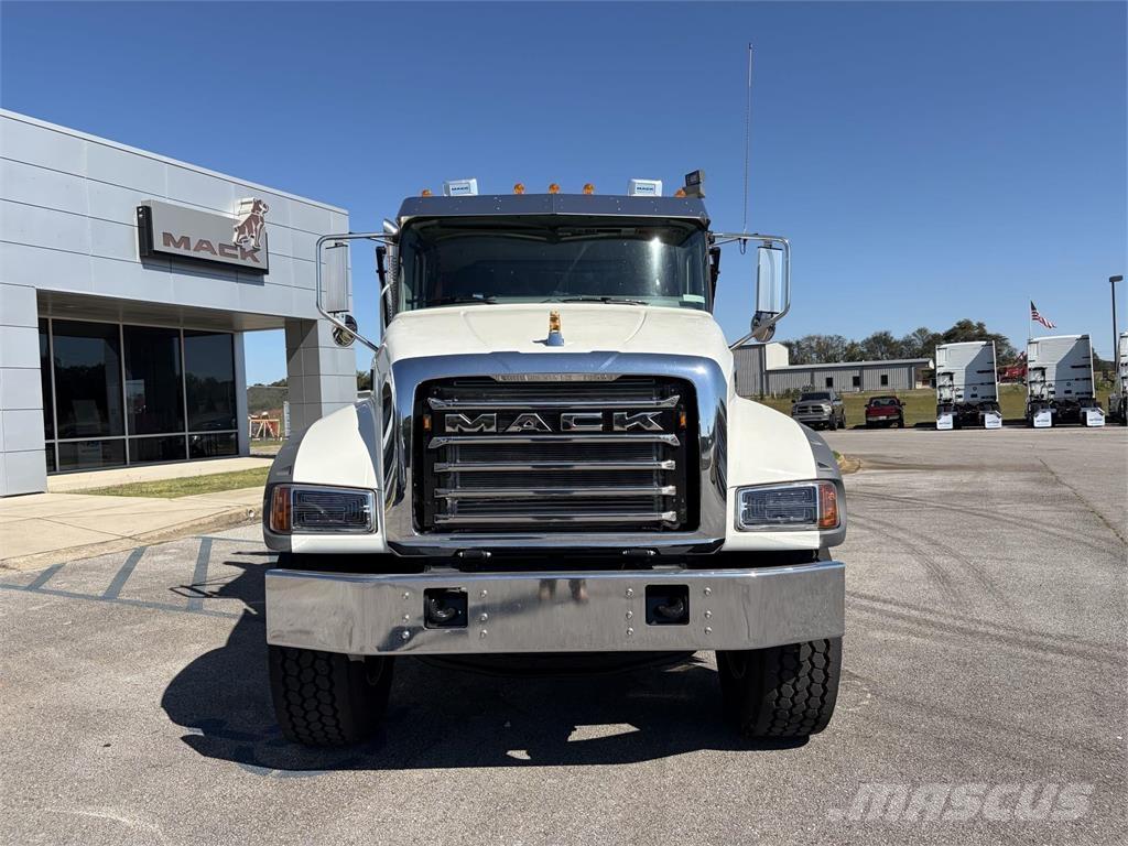 Mack GR64F 其他货车