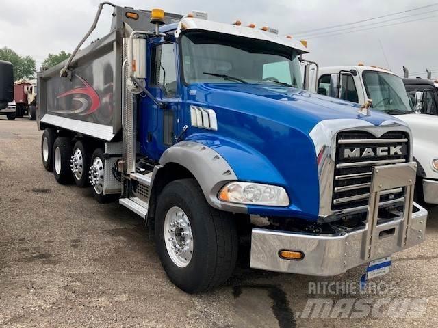 Mack Granite 平板车