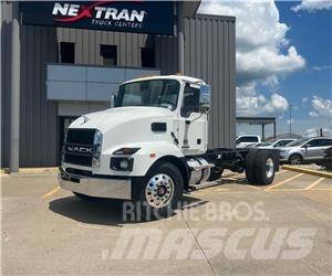 Mack MD642 平板车