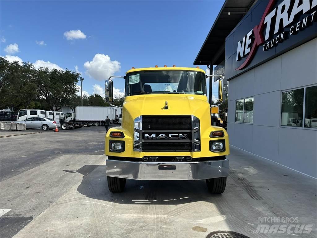 Mack MD7 42R 林业机械-其他