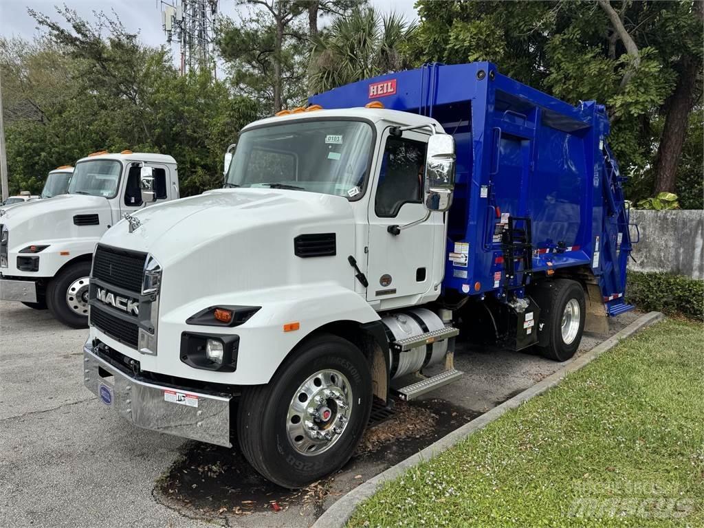 Mack MD7 42R 其他货车