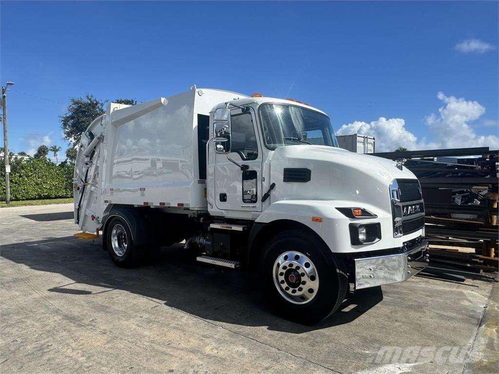 Mack MD7 42R 其他货车