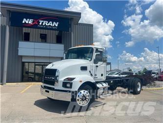 Mack MD742 平板车