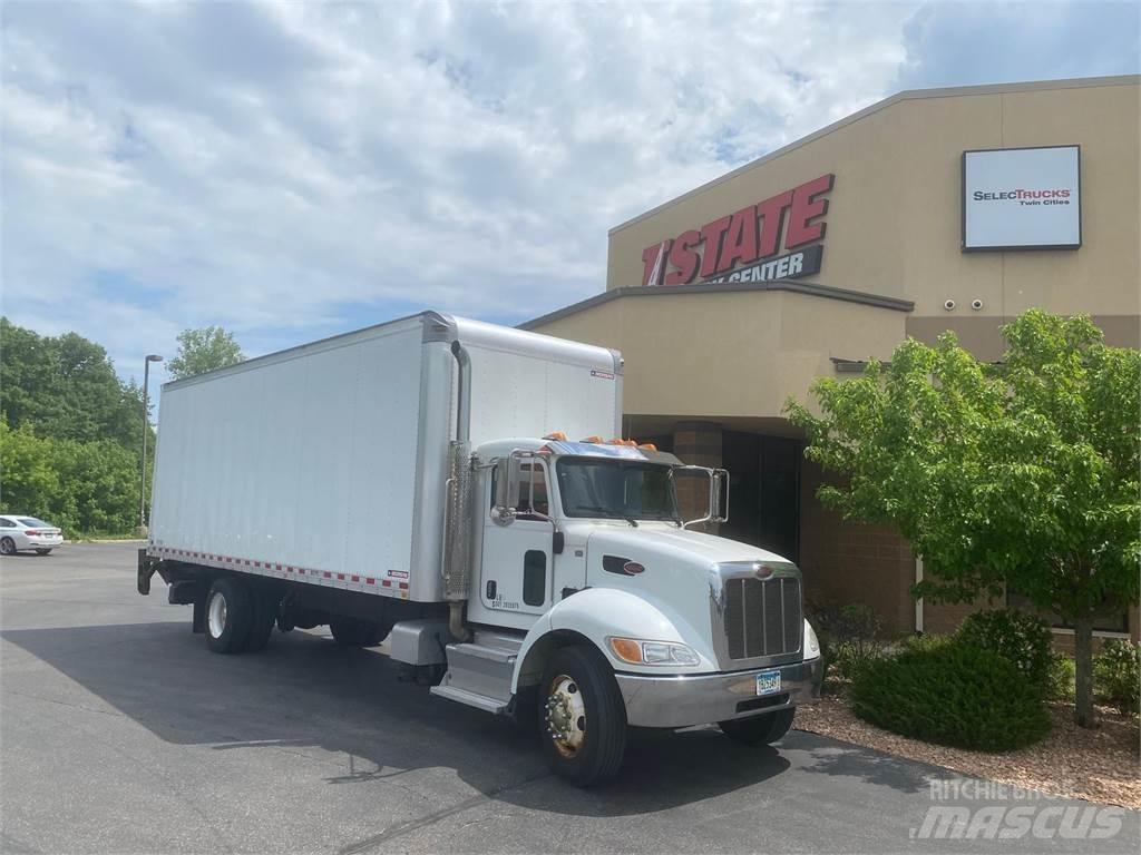 Peterbilt 337 厢式货车