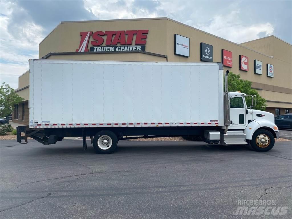 Peterbilt 337 厢式货车
