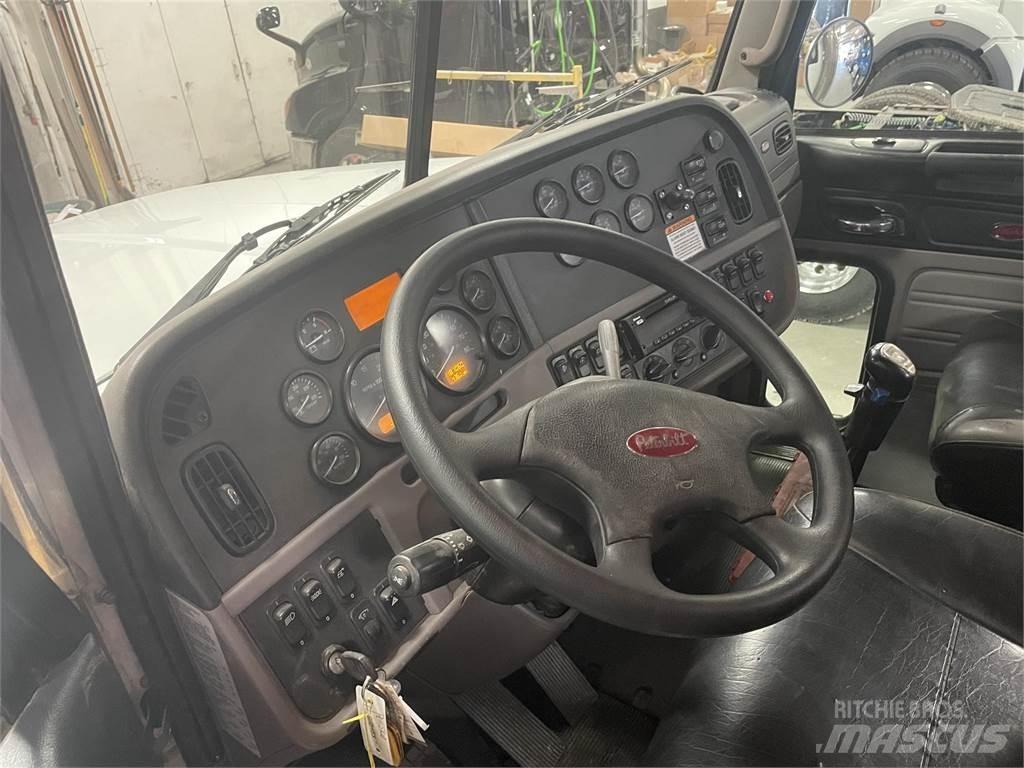 Peterbilt 365 其他货车