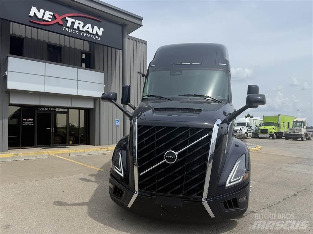 Volvo NEW VNL860 牵引车
