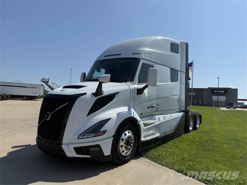 Volvo NEW VNL860 牵引车