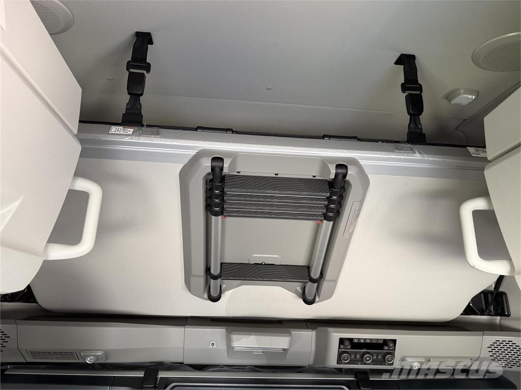 Volvo NEW VNL860 牵引车