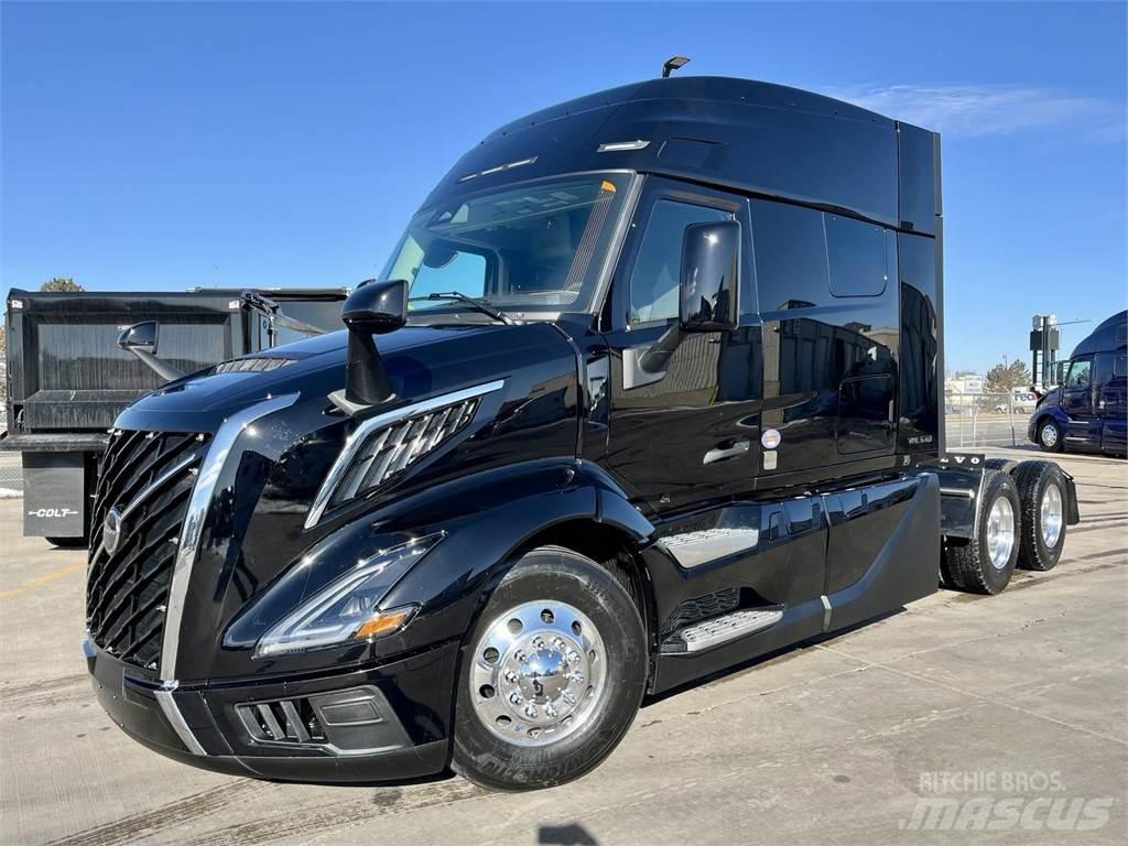 Volvo VNL64T640 牵引车