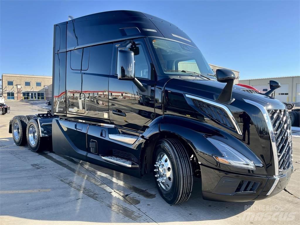 Volvo VNL64T640 牵引车