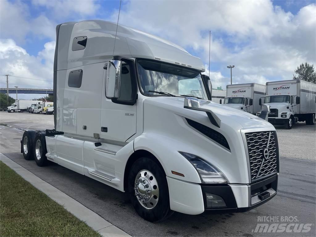 Volvo VNL64T760 牵引车