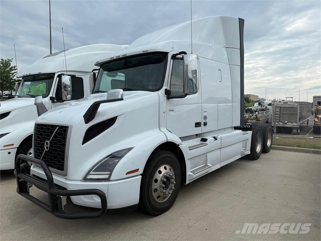 Volvo VNL64T760 牵引车