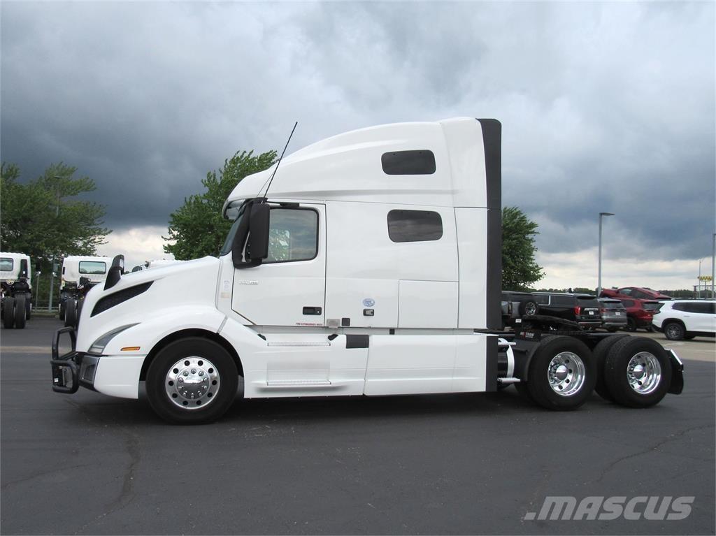 Volvo VNL64T760 牵引车