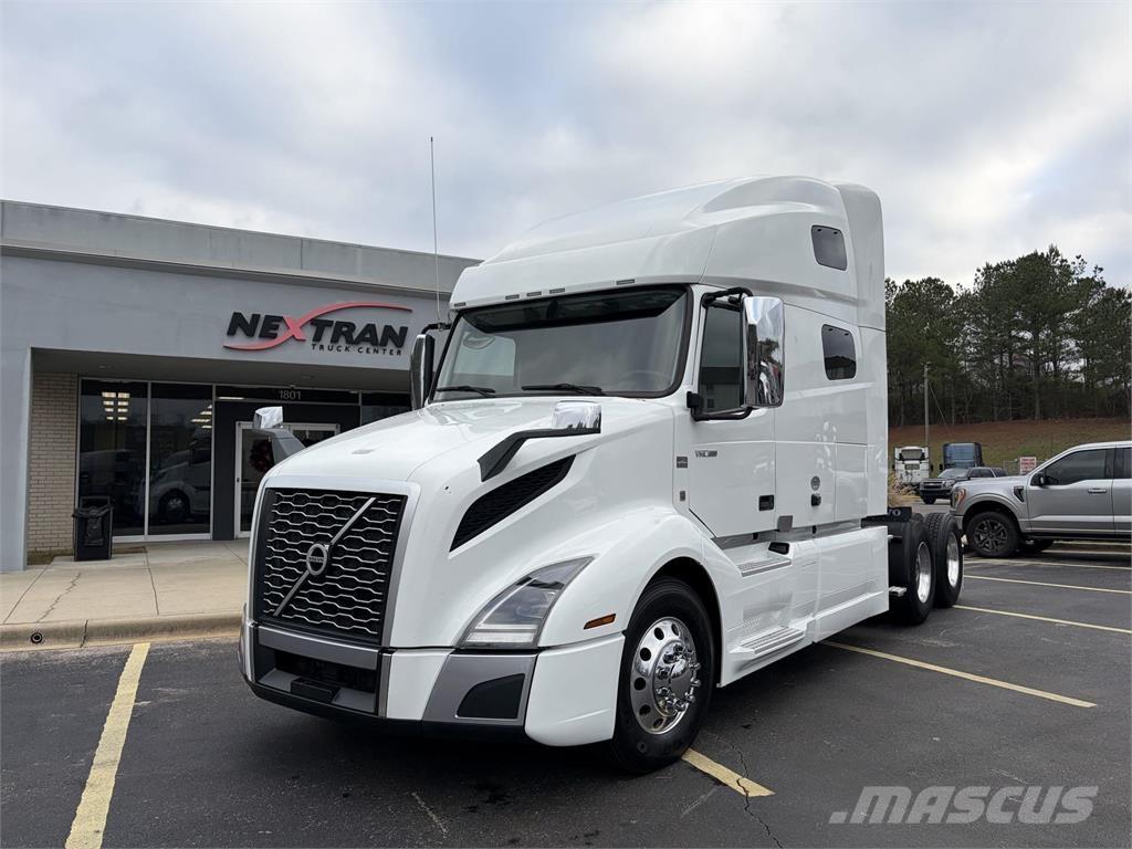 Volvo VNL64T760 牵引车