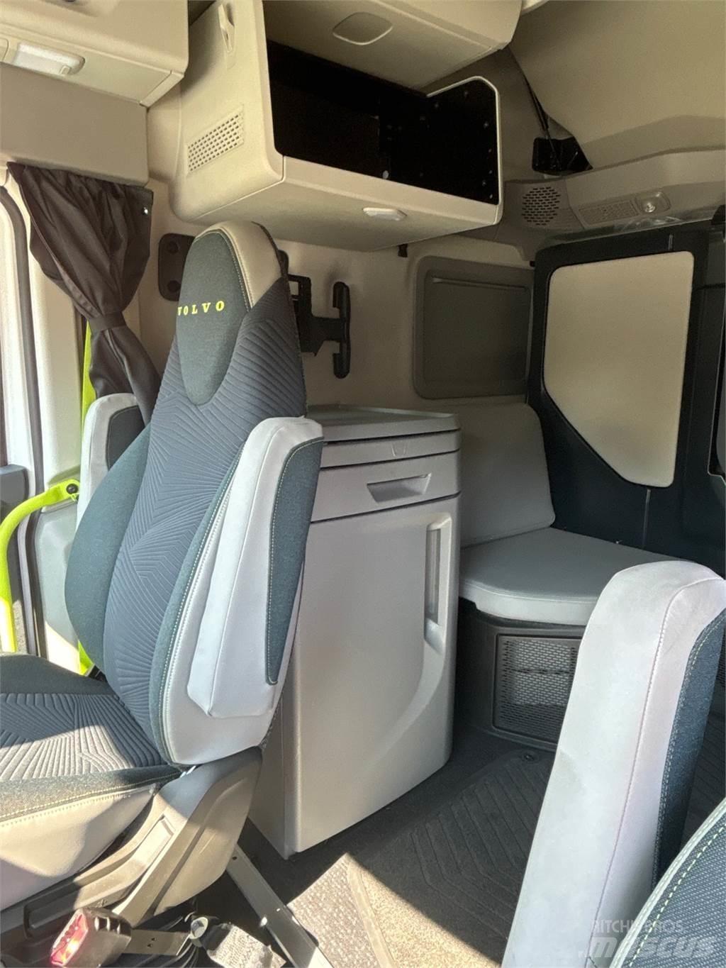 Volvo VNL64T860 牵引车