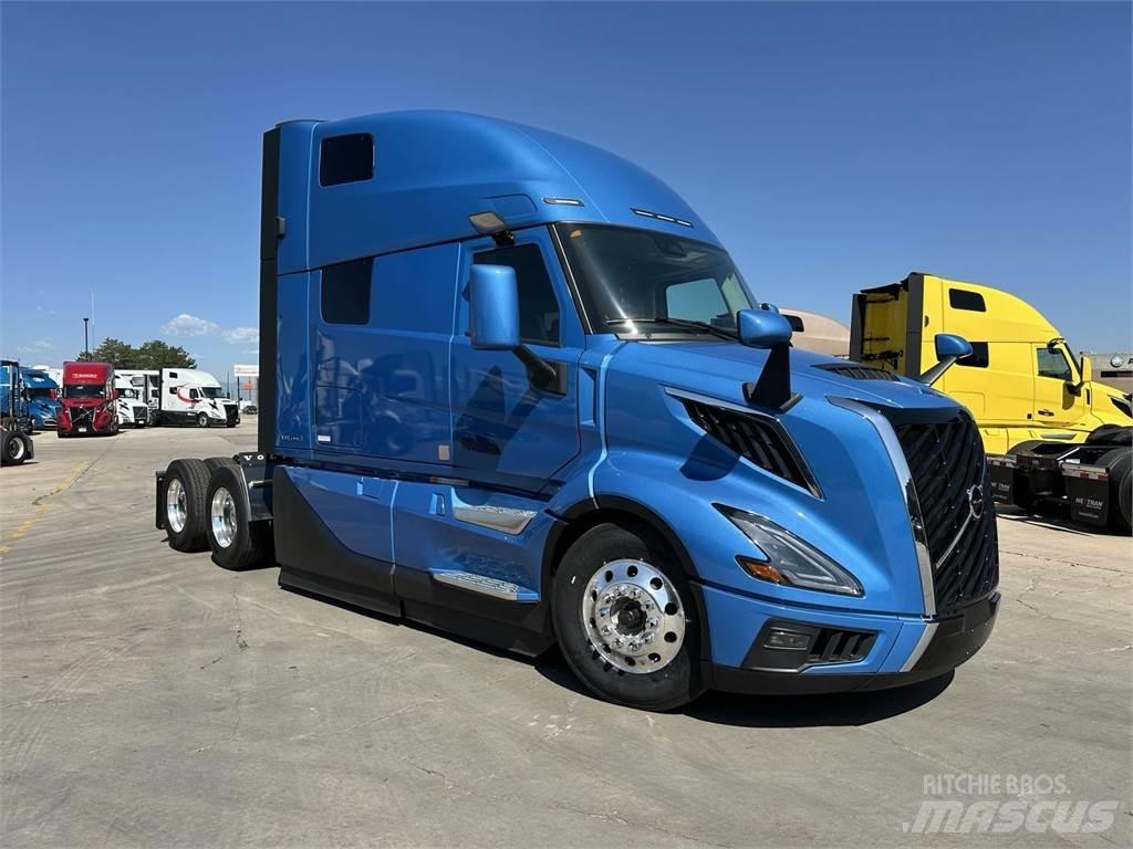 Volvo VNL64T860 牵引车