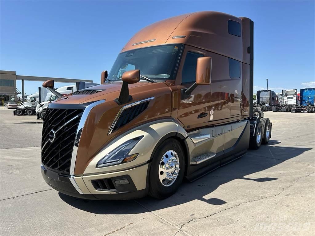 Volvo VNL64T860 牵引车