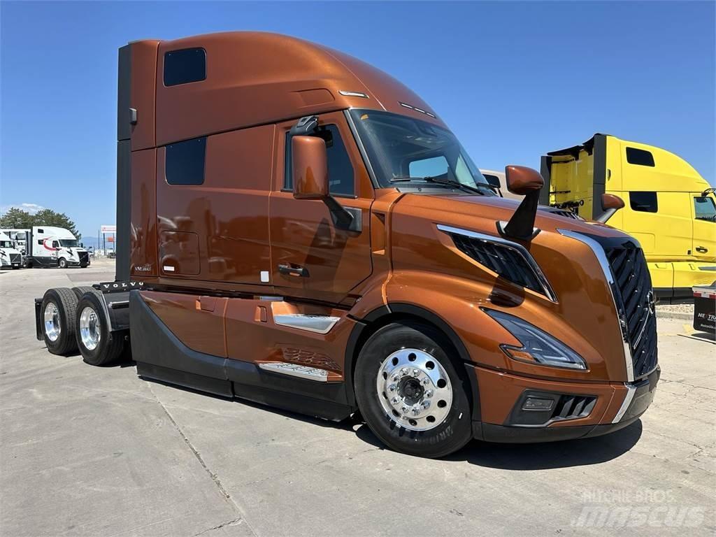 Volvo VNL64T860 牵引车