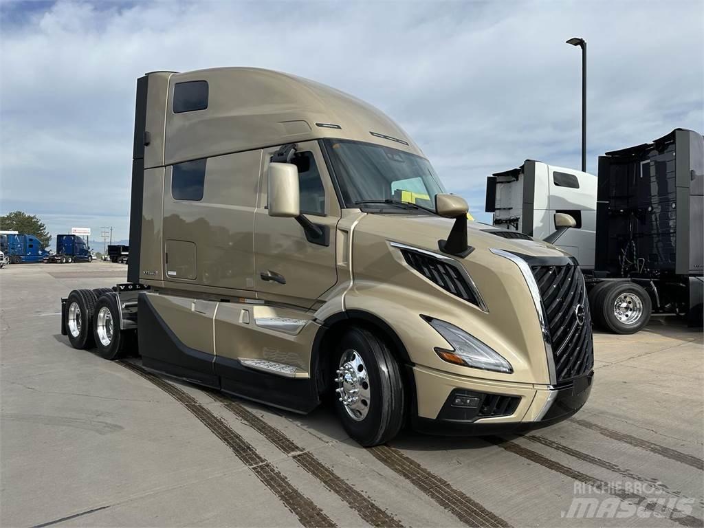 Volvo VNL64T860 牵引车