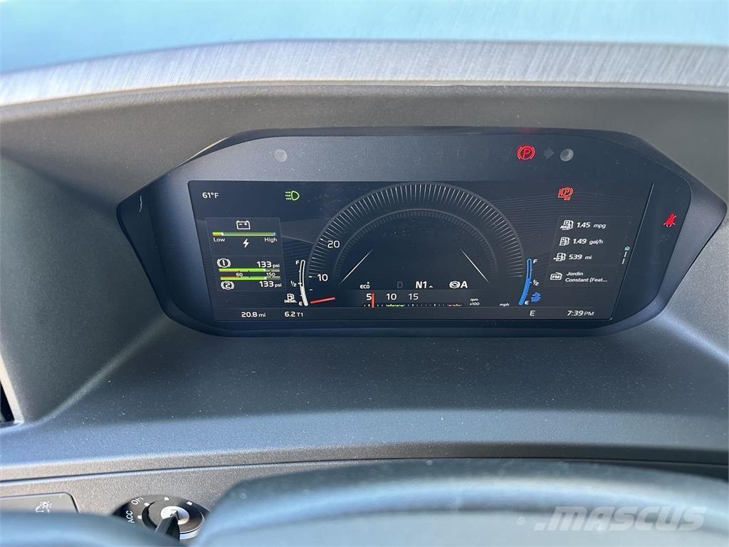 Volvo VNL64T860 牵引车