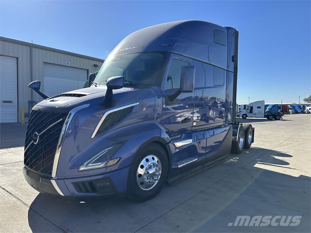 Volvo VNL64T860 牵引车