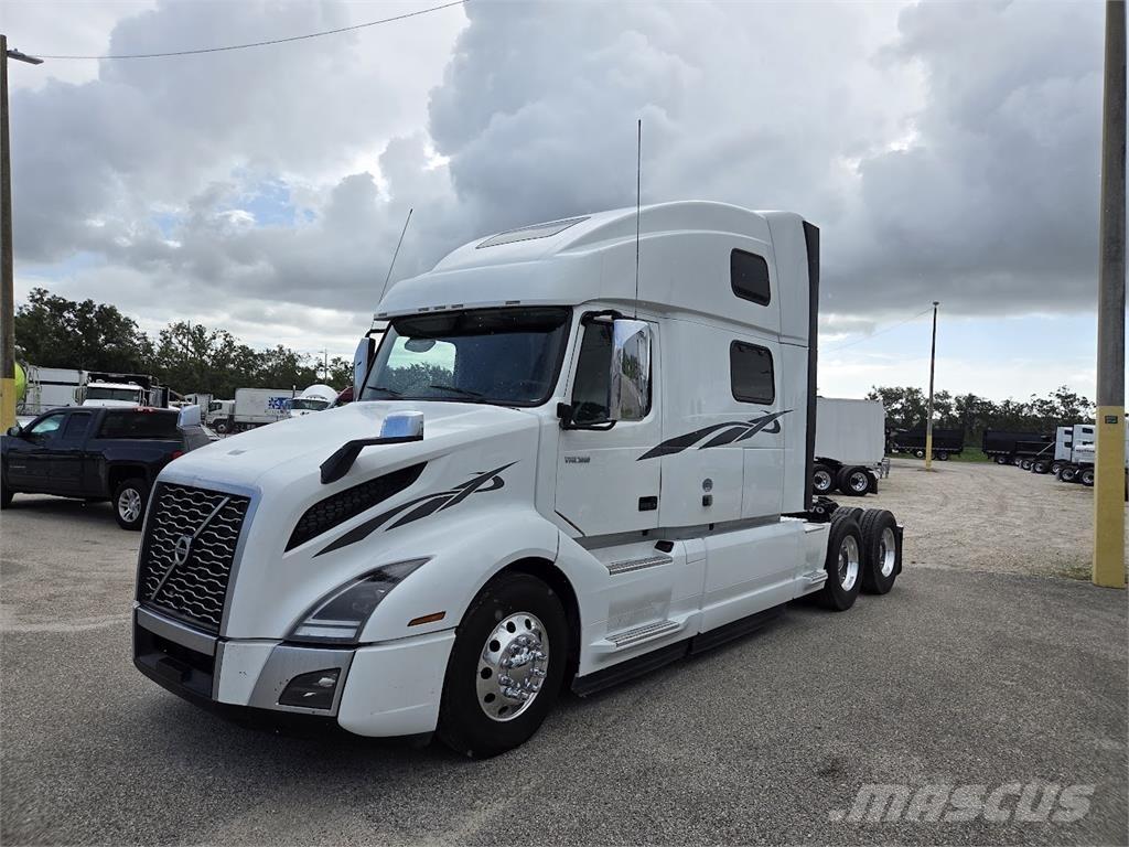 Volvo VNL64T860 牵引车