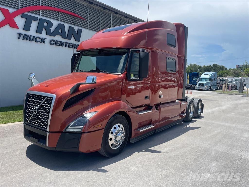 Volvo VNL64T860 牵引车