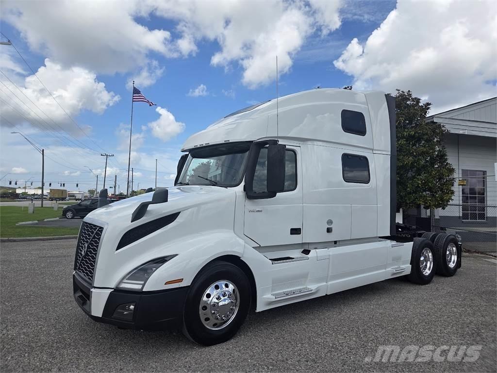 Volvo VNL64T860 牵引车