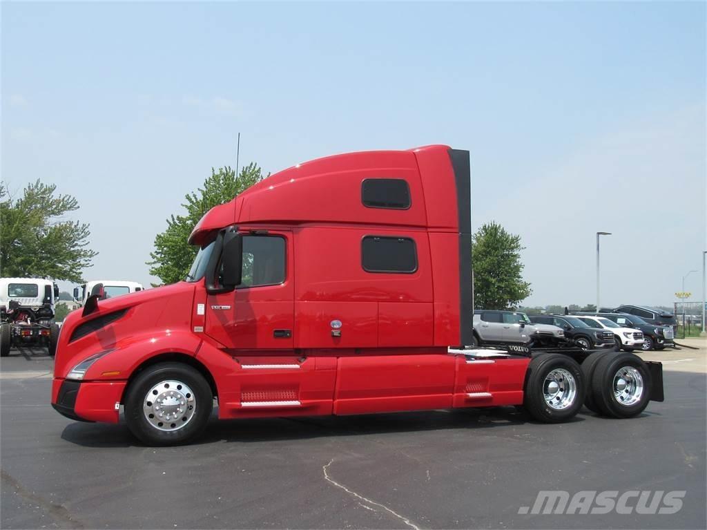 Volvo VNL64T860 牵引车